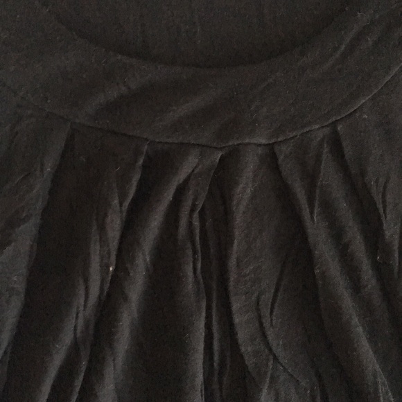 Soft flowy front tank - Picture 4 of 5